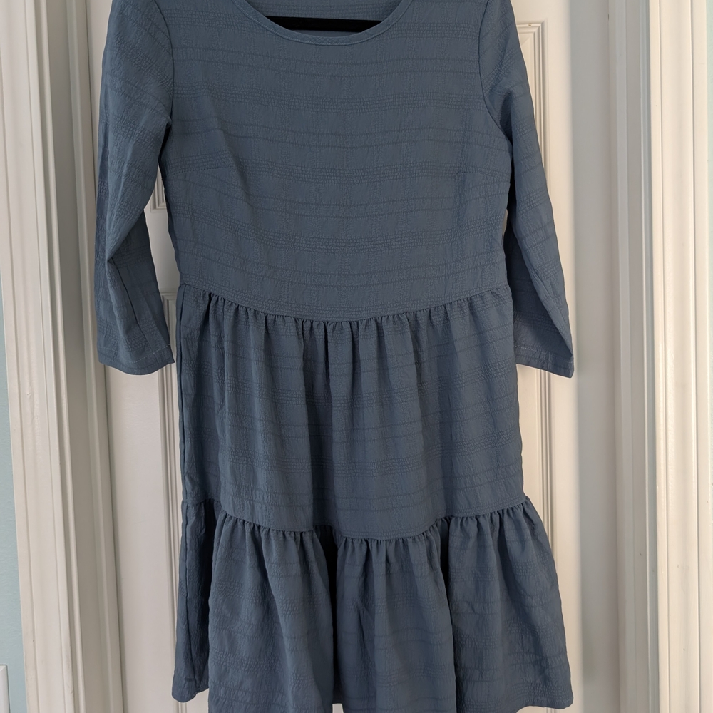 Blue Tiered Midi Dress with 3/4 Sleeves and Crew Neck
